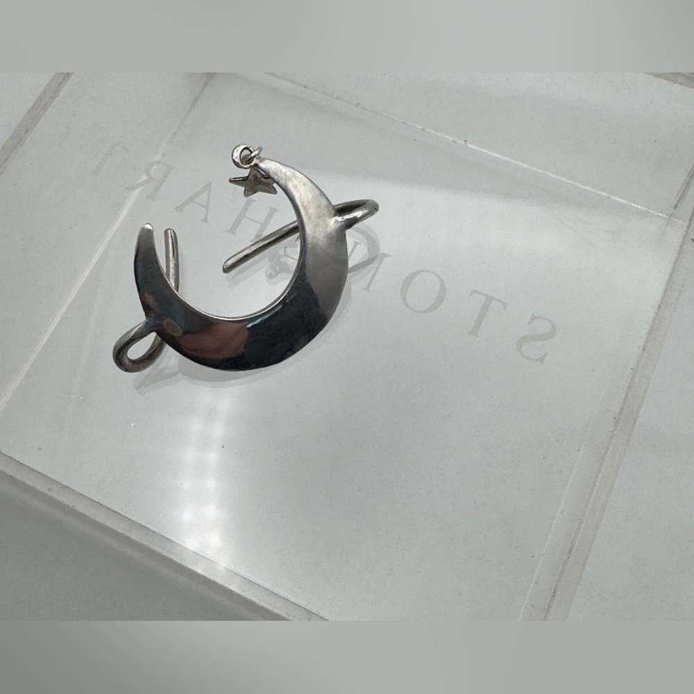 Stonehart Jewelry Silver Half Moon Cuff with Star o/S - Picture 3 of 3